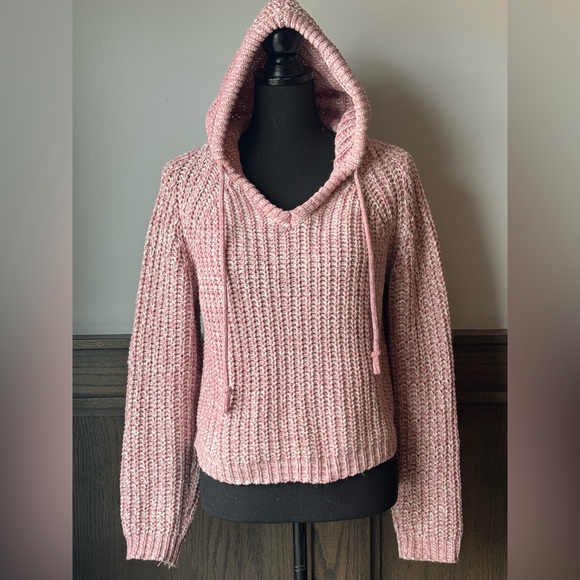 Ultra Flirt Sweaters - Ultra Flirt Pink V-Neck Knit Sweater Medium